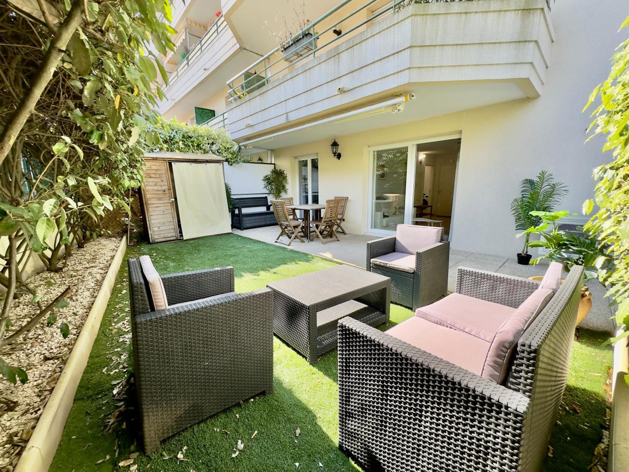Regent Cote D'Azur Air-Conditioned, Pool, Garden & Parking Villeneuve-Loubet Luaran gambar