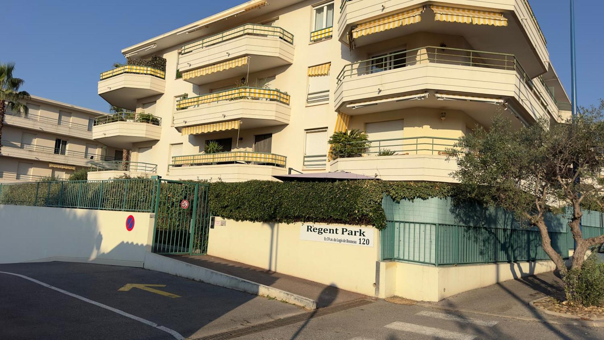 Regent Cote D'Azur Air-Conditioned, Pool, Garden & Parking Villeneuve-Loubet Luaran gambar