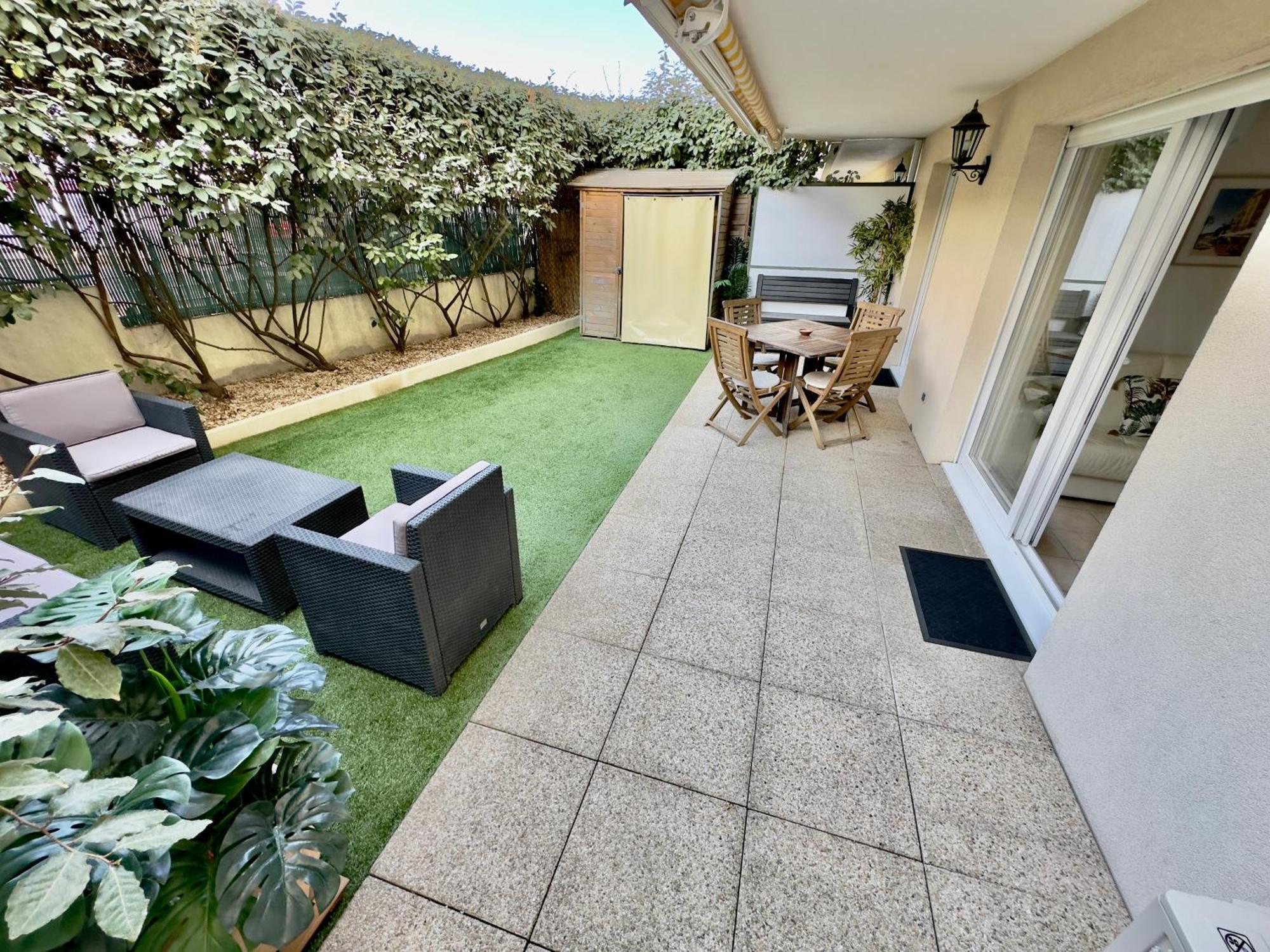 Regent Cote D'Azur Air-Conditioned, Pool, Garden & Parking Villeneuve-Loubet Luaran gambar